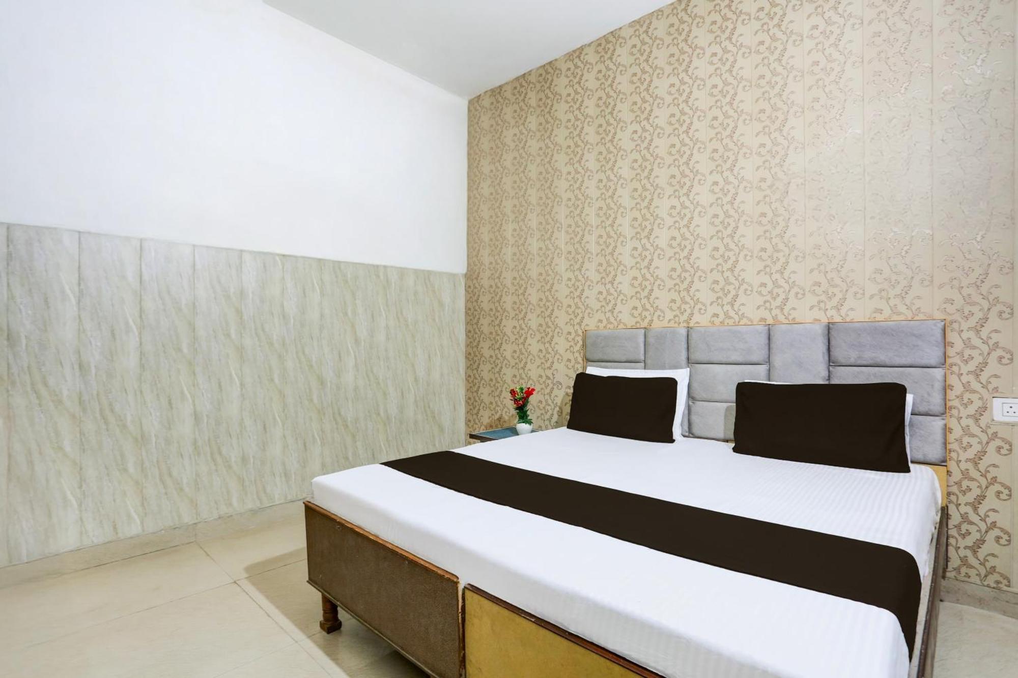 Hotel O Vk Palace Agra  Eksteriør bilde