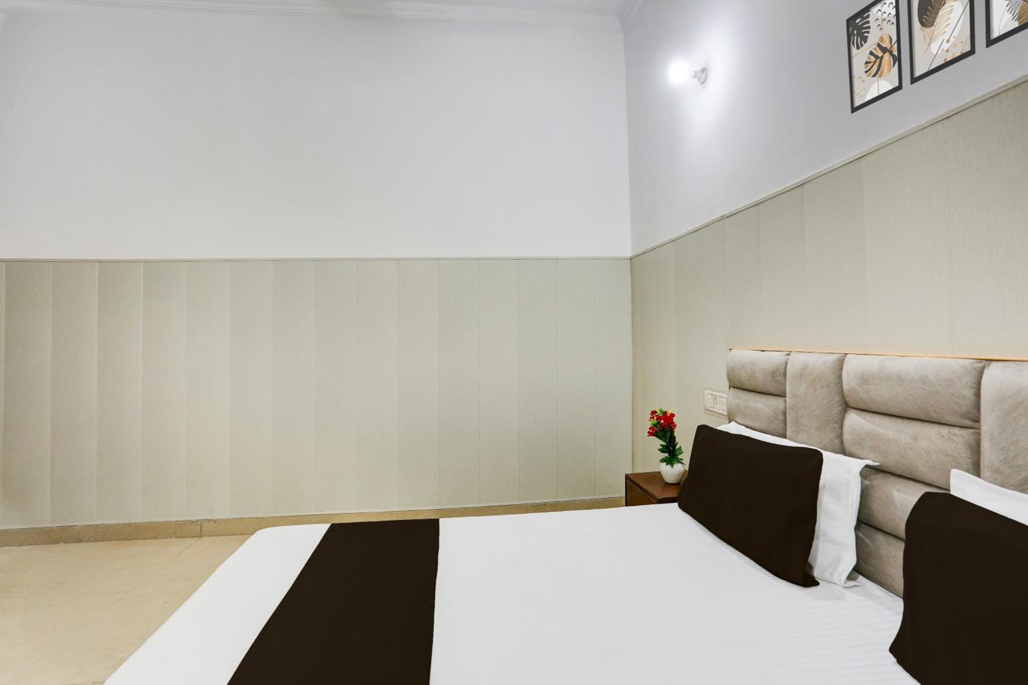 Hotel O Vk Palace Agra  Eksteriør bilde